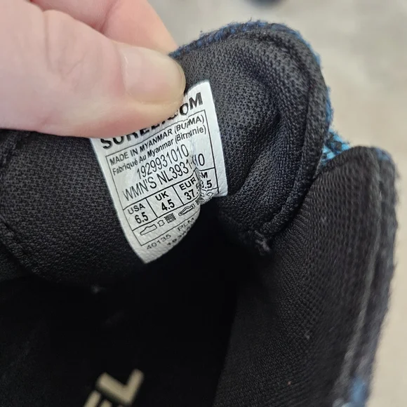 Sorel Ankle Boots in Black and Teal - Picture 8 of 8